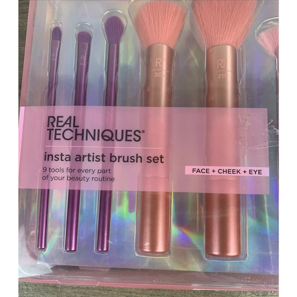 Real Techniques Insta Artist Brush Kit, Face, Cheek & Eye Brush 9 Piece Gift Set - Picture 11 of 16